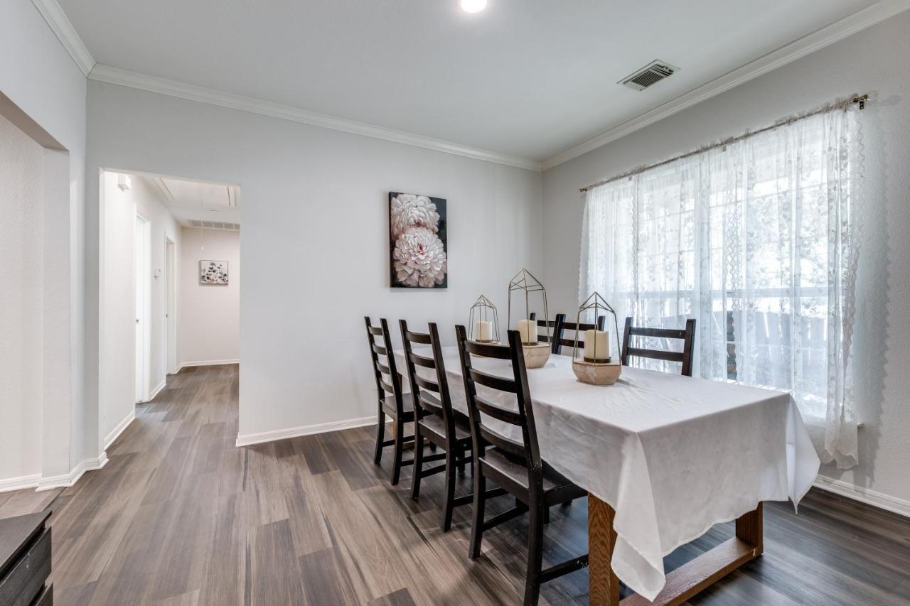 Spacious 5 Bdrm Home Mins To Wineries With Private Pool And Hot Tub! Johnson City Exterior foto